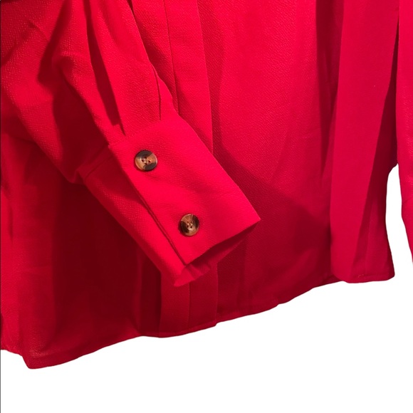 beautiful red long sleeve blouse - Picture 4 of 6